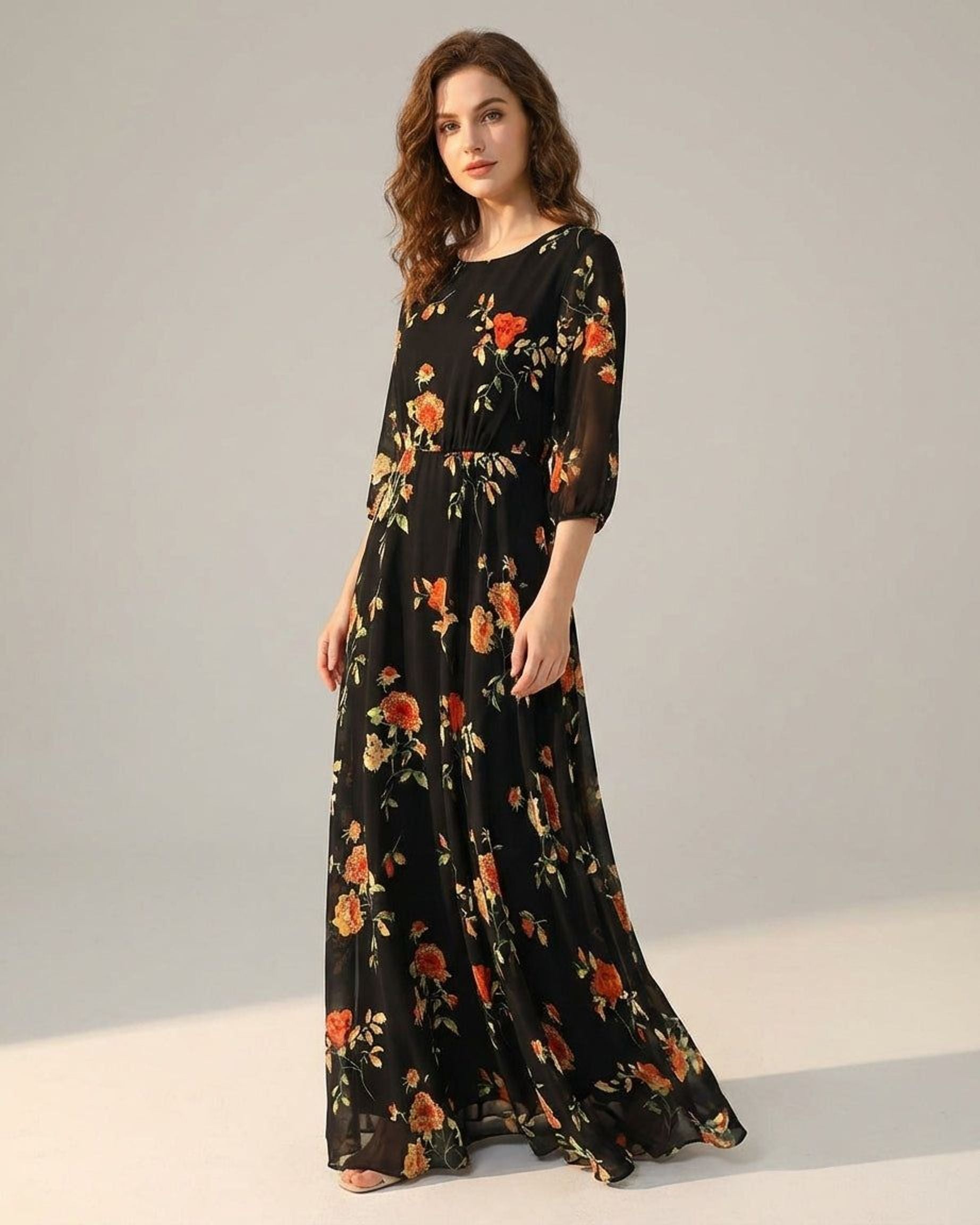 Amélie Voss | Women's Floral Print V Neck Maxi Dress