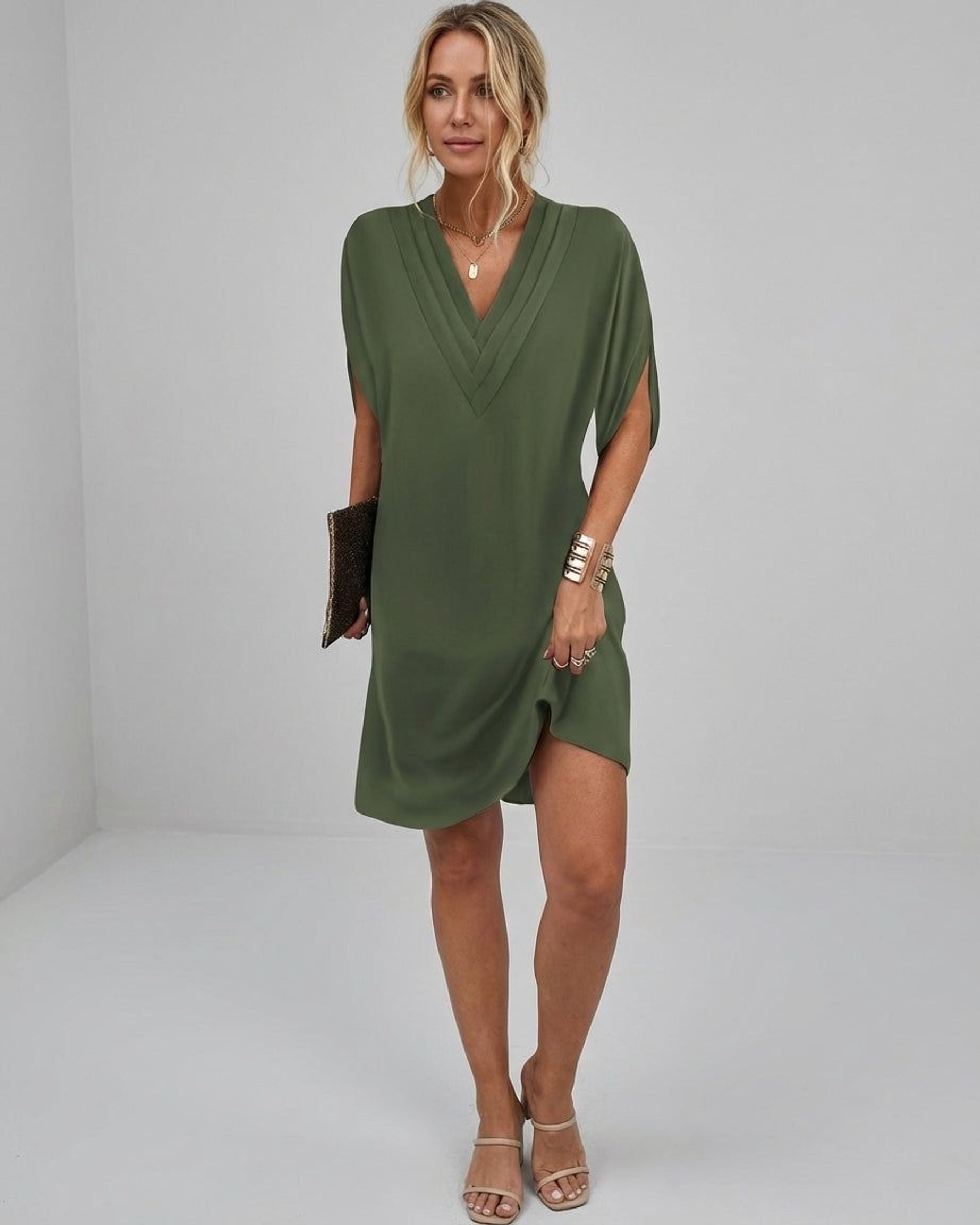Amélie Vant | Women's Elegant Split Sleeve Dress
