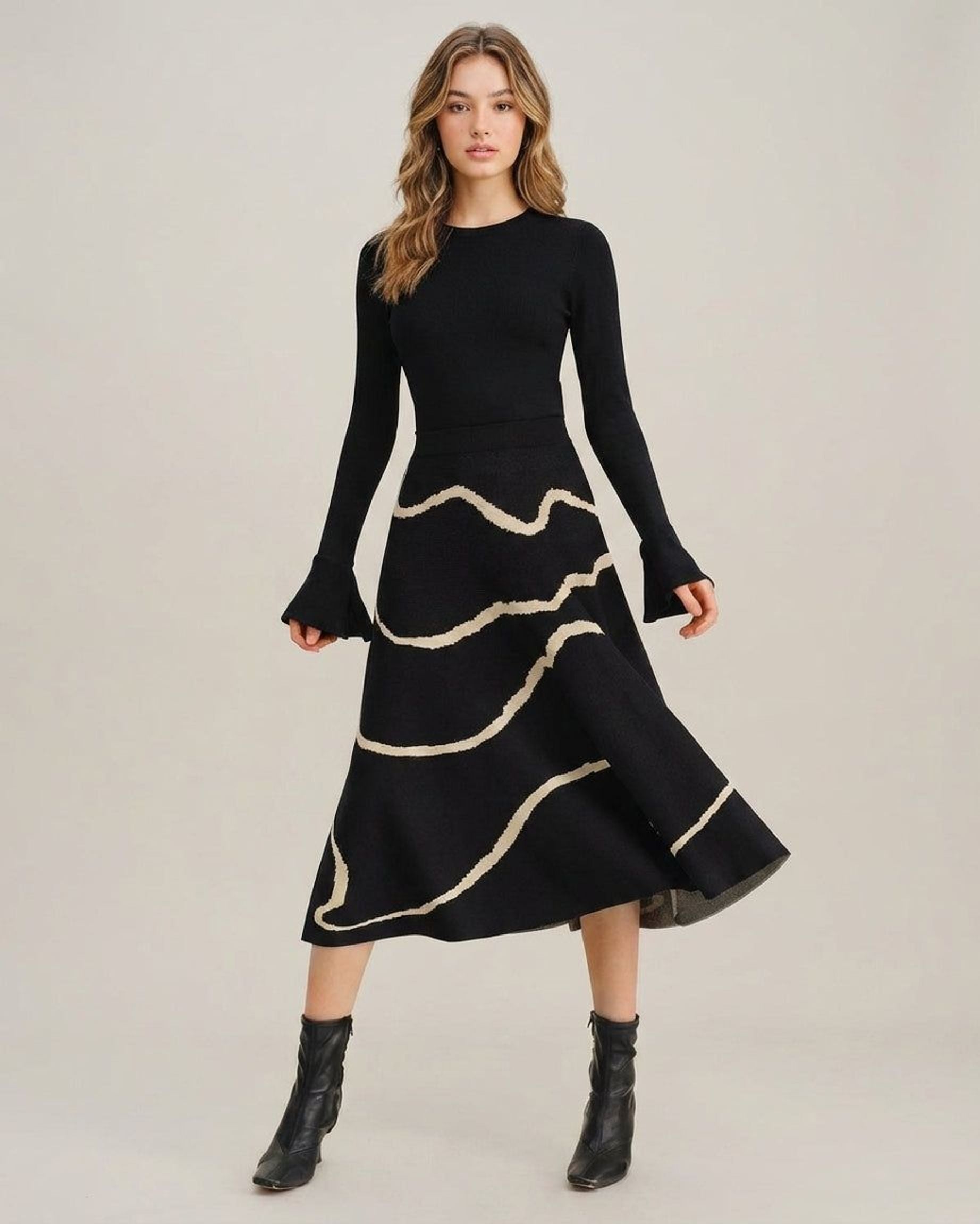 Clara Veld | Women's Textured Midi Skirt in Black