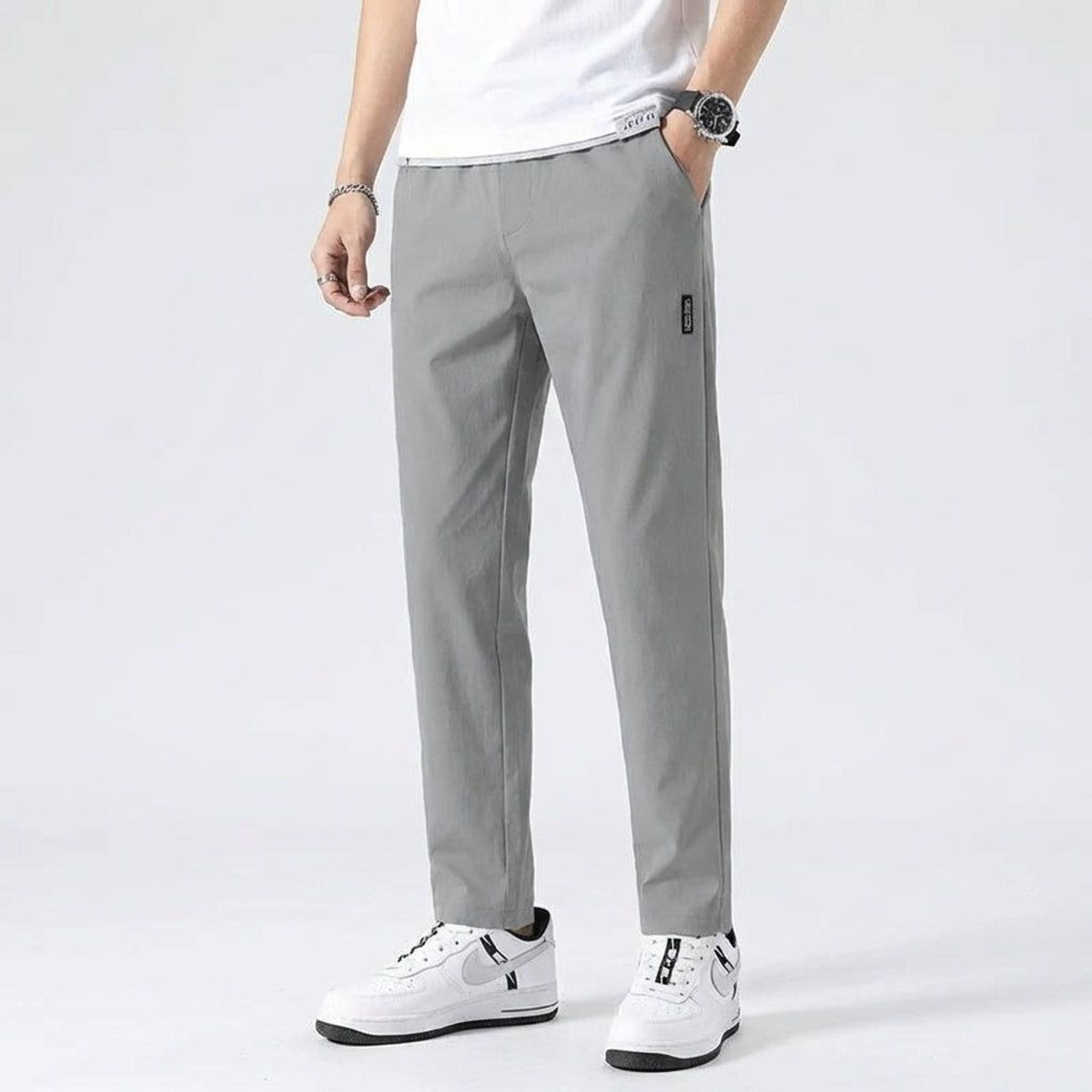 Lucien Thorne | Men's Tapered Jogging Pants with Drawstring