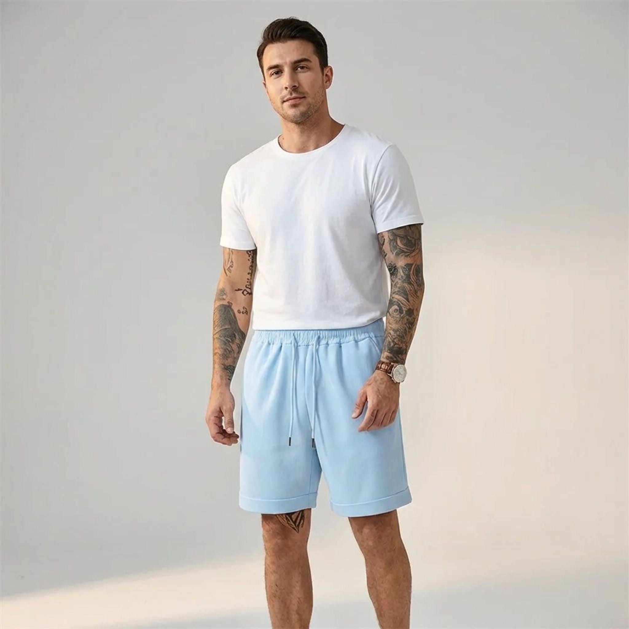 Luca Brin | Men's Cuffed Casual Shorts in Lightweight Fabric