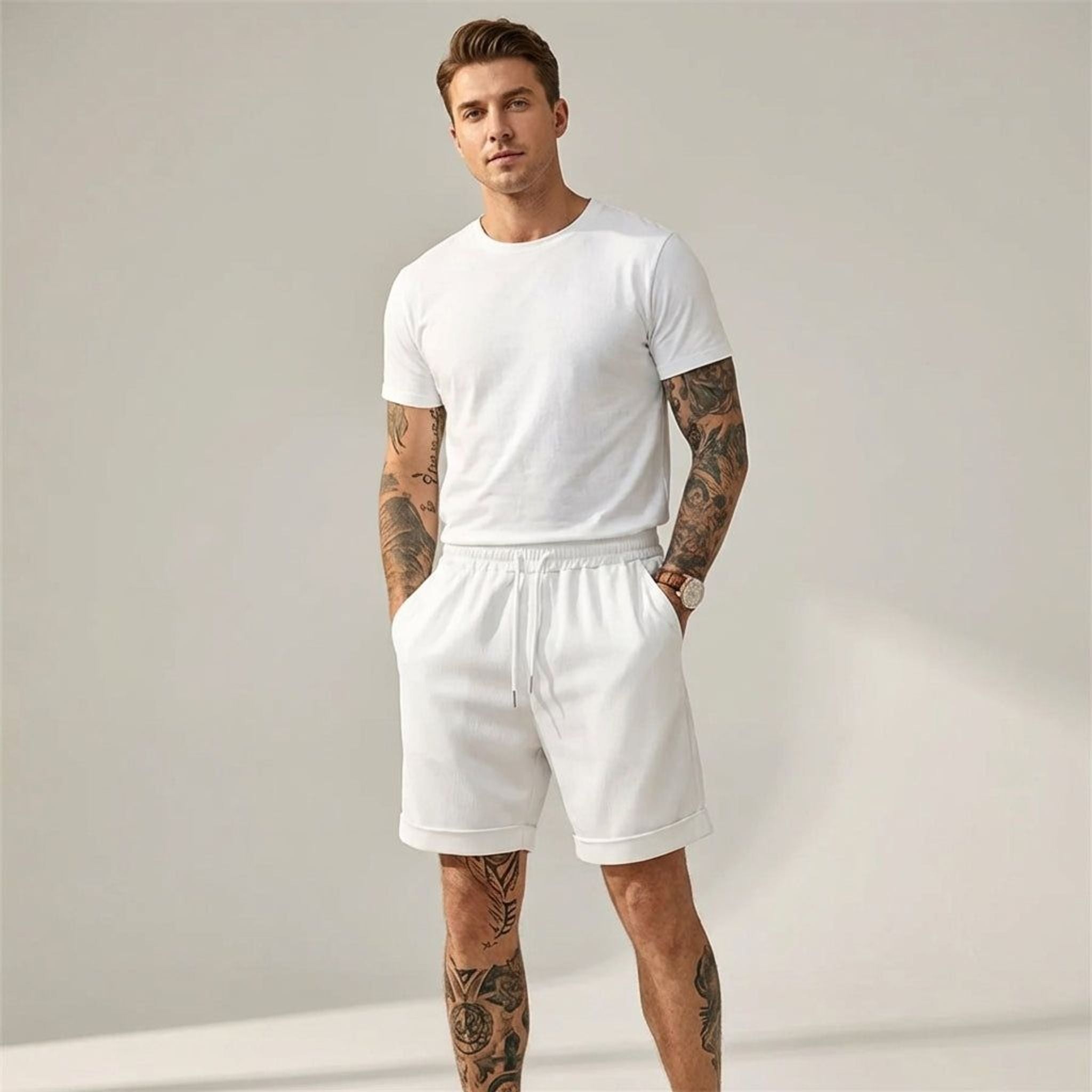 Luca Brin | Men's Cuffed Casual Shorts in Lightweight Fabric