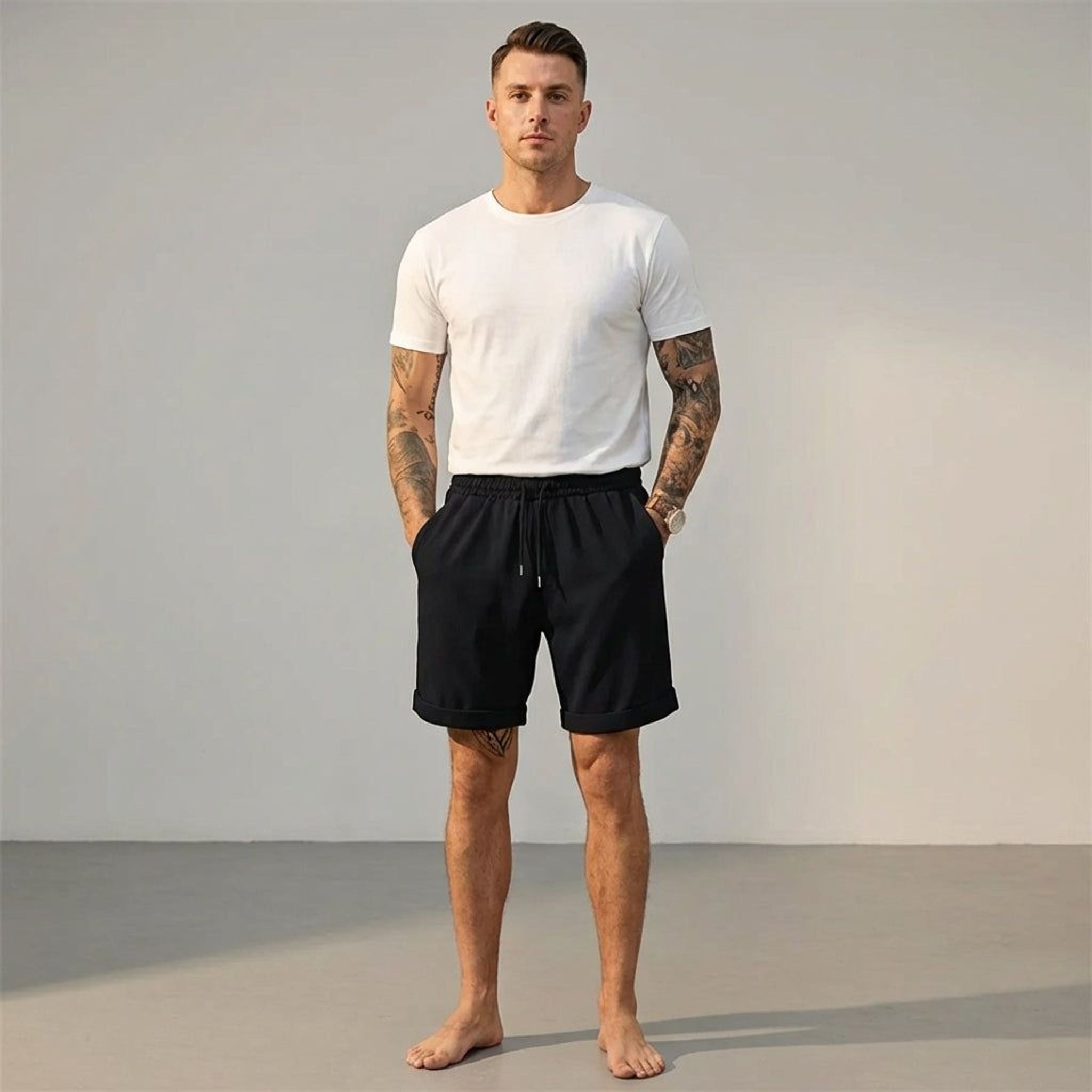 Luca Brin | Men's Cuffed Casual Shorts in Lightweight Fabric