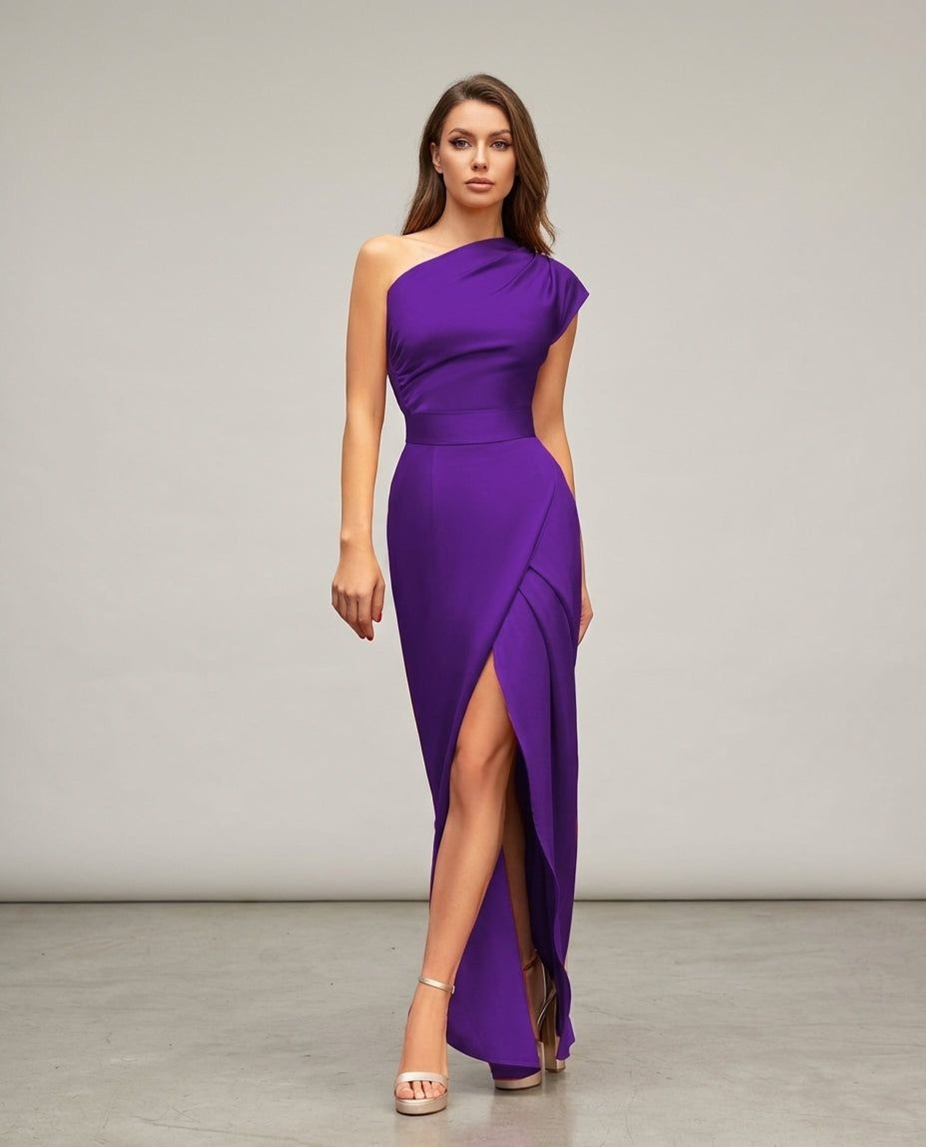 Elodie Varn | Women's Asymmetrical Evening Gown