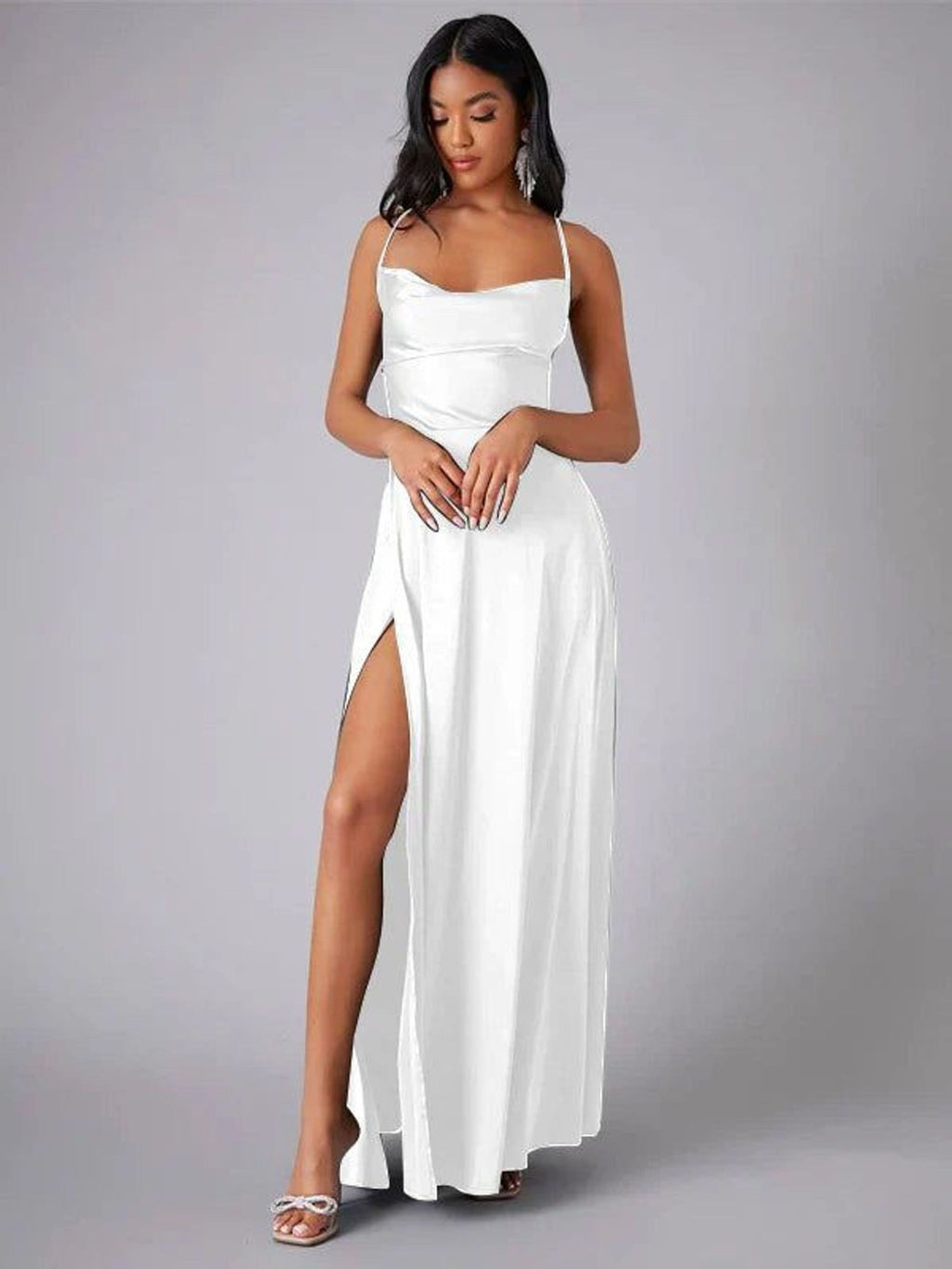 Clara Voss | Women's Sleeveless Flowy Maxi Dress