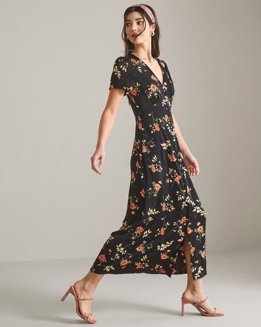 Amélie Voss | Women's Floral Print V Neck Maxi Dress