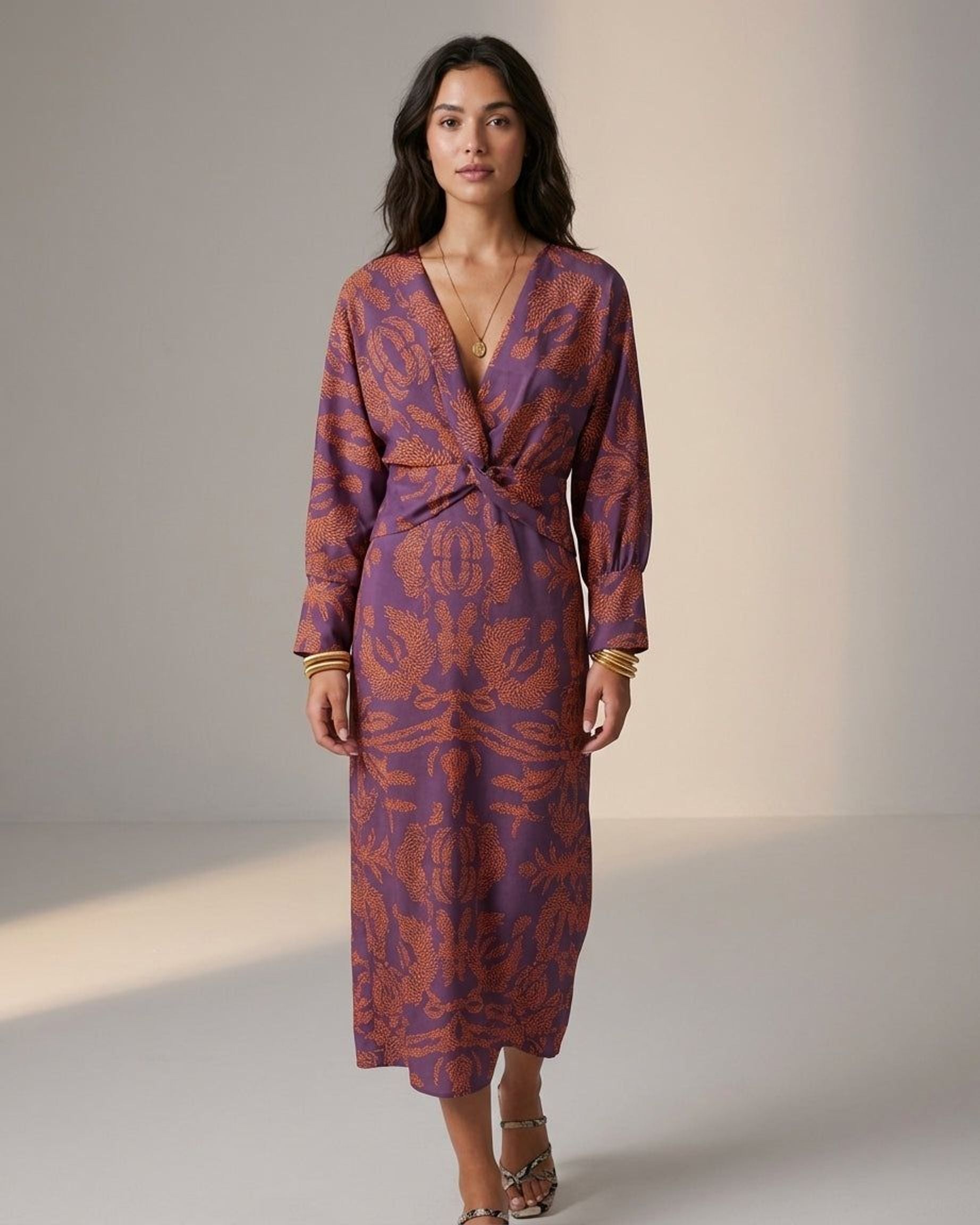 Amélie Thorne | Women's Classic Fitted Blue Dress