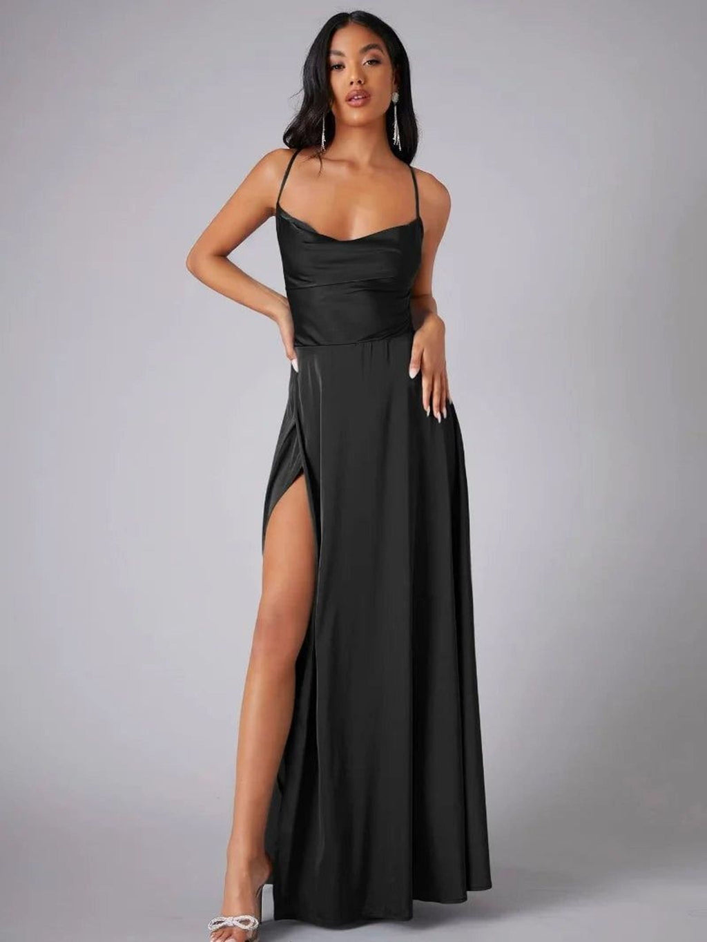 Clara Voss | Women's Sleeveless Flowy Maxi Dress