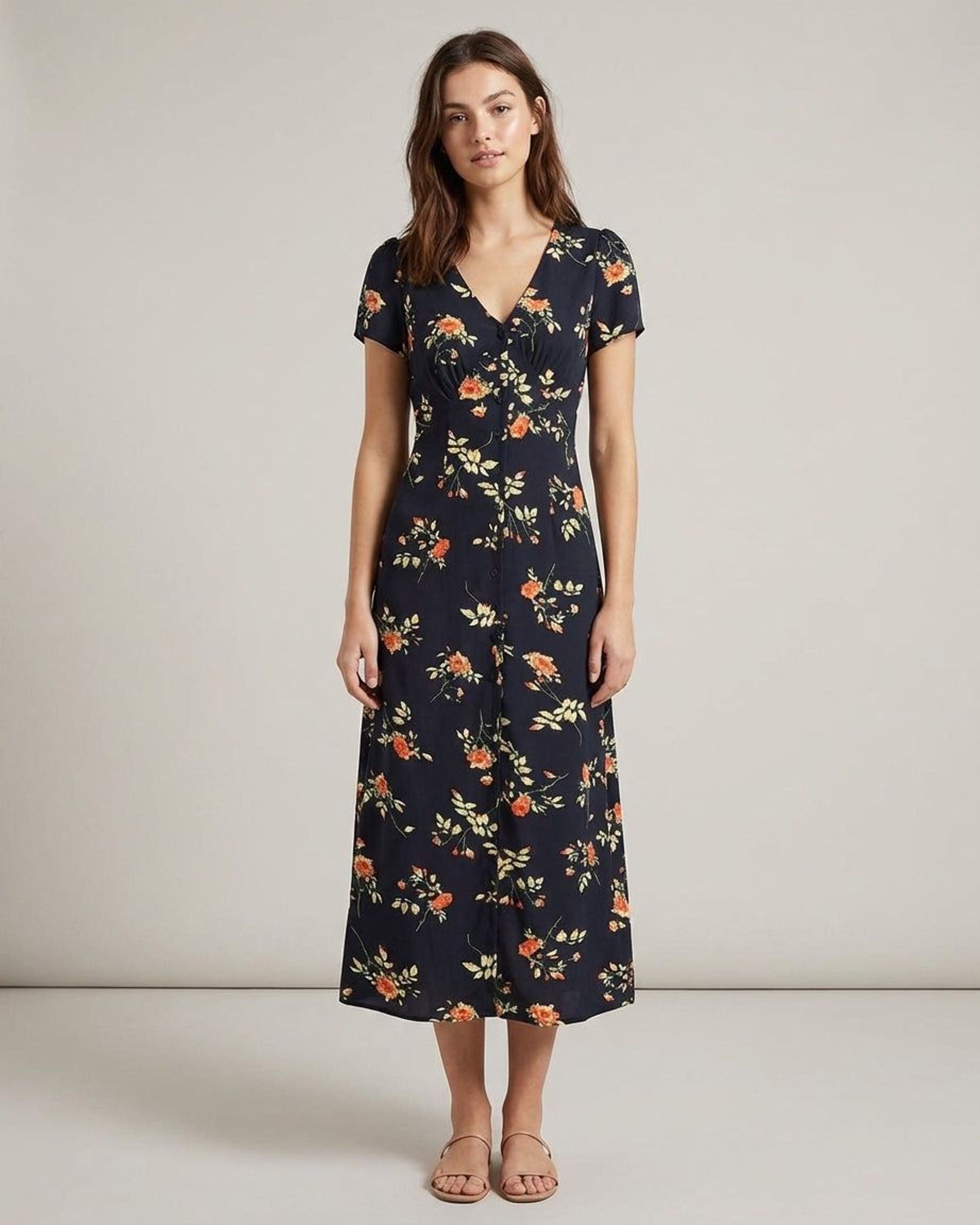 Amélie Voss | Women's Floral Print V Neck Maxi Dress